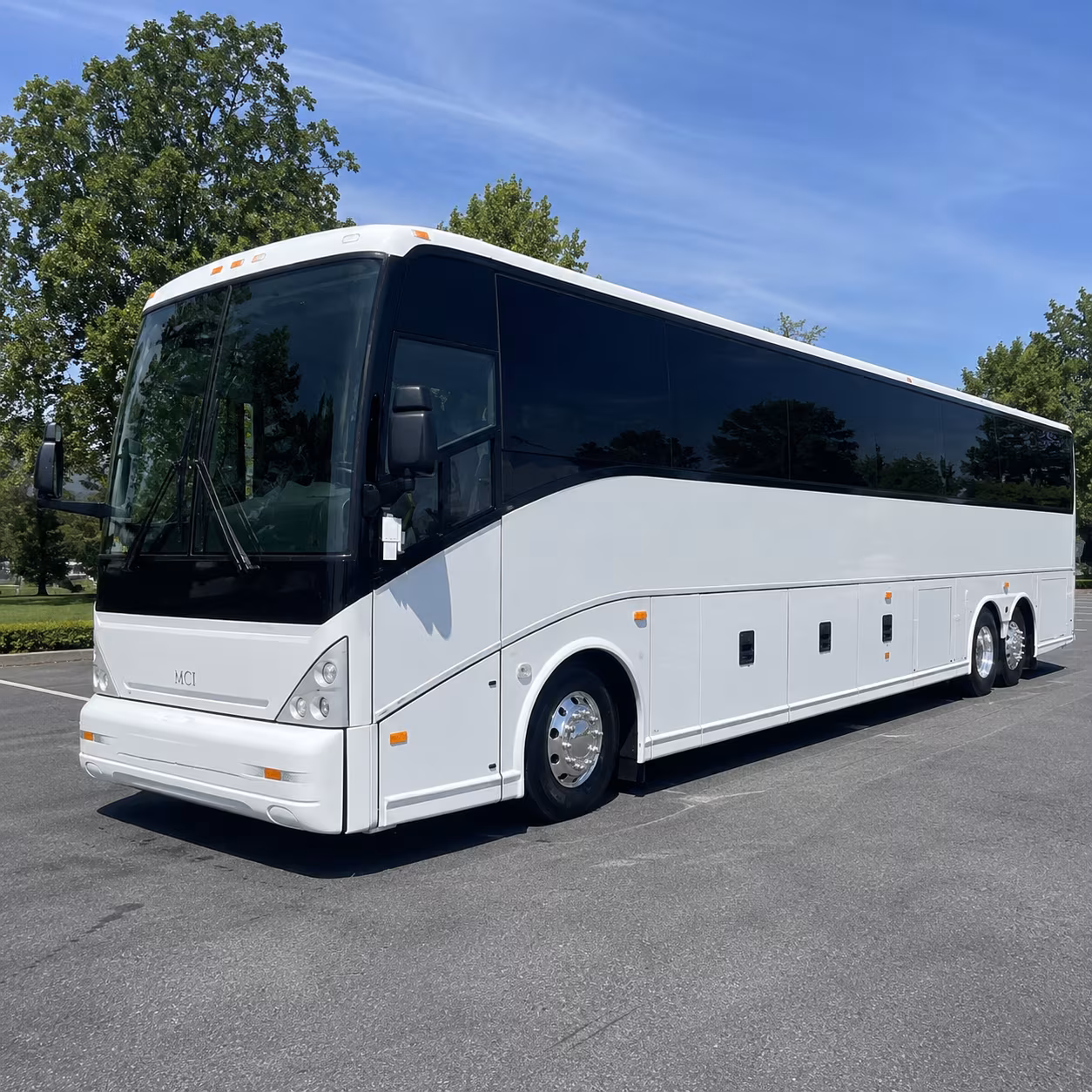 bus rental options for kirkland trips