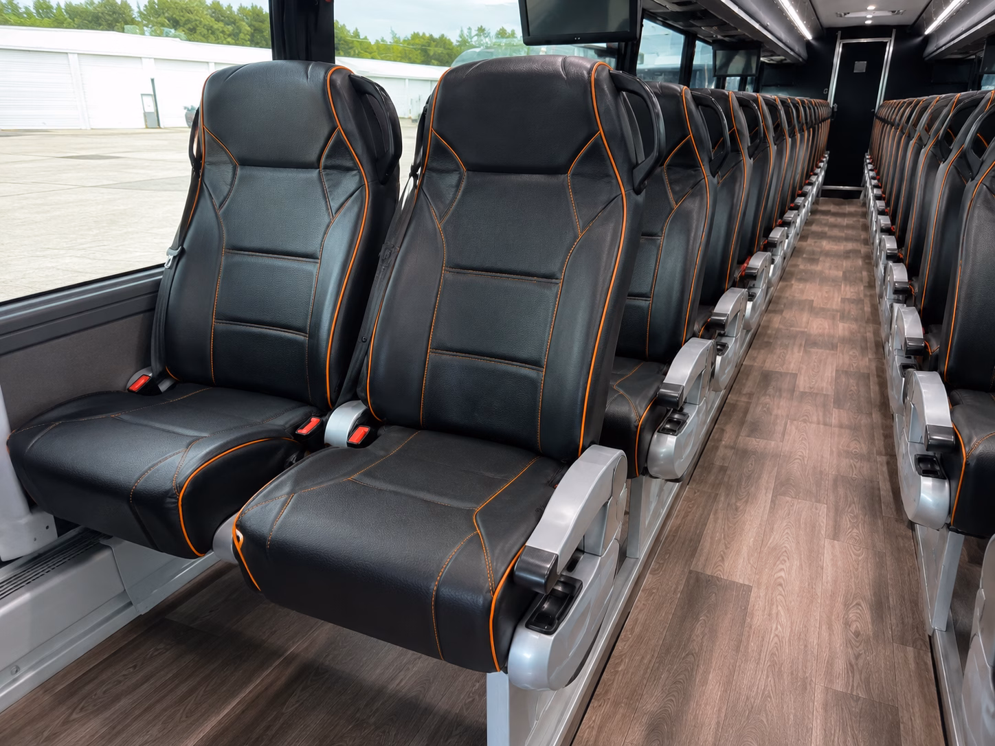 you choose the right bus for downtown kirkland s compact streets